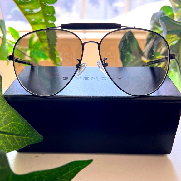 Givenchy: Black Aviator Sunglasses - Picture 1 of 7